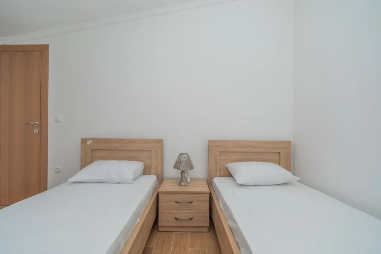 Rent, one bedroom apartment, 50m², Stari Bar, Bar