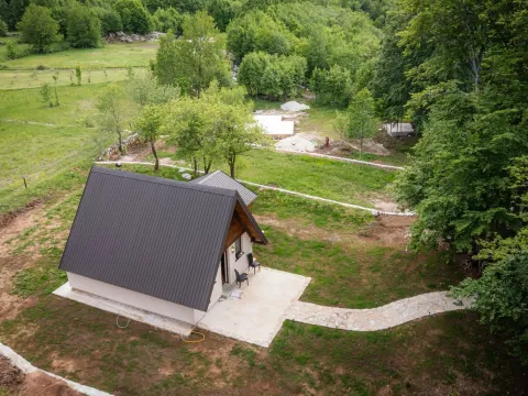 Prodaja, kuća, 65m², Centar, Cetinje - image 2