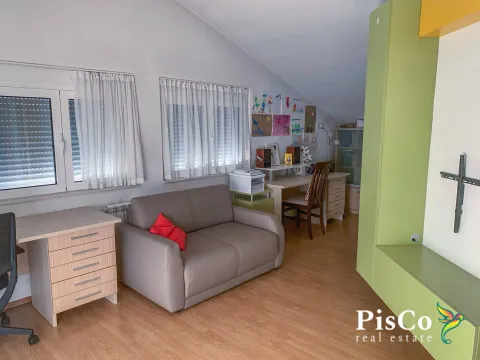 Izdavanje, kuća, 240m², Donja Gorica, Podgorica - image 3