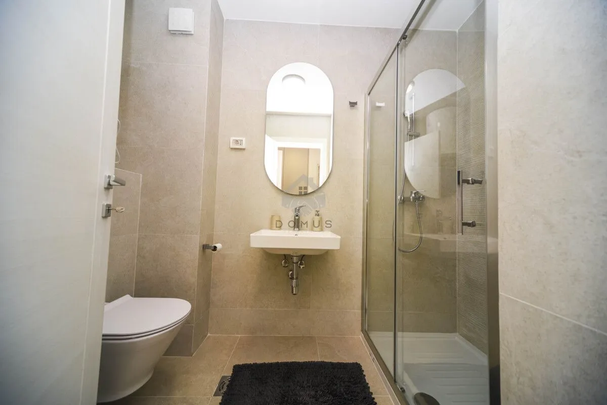 Izdavanje, jednosoban stan, 40m², Pobrežje, Podgorica