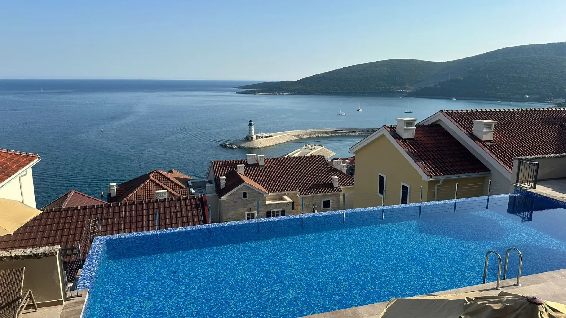 Prodaja, jednosoban stan, 53m², Luštica Bay, Tivat