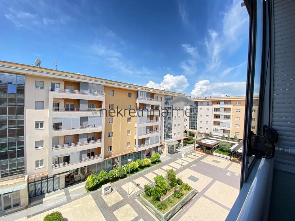 Rent, parking/garage, 13m², City Kvart, Podgorica