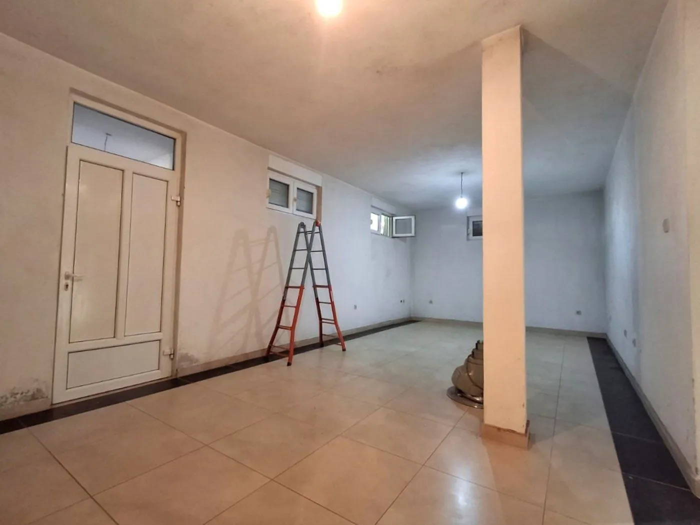 Rent, office space, 82m², Dahna, Podgorica