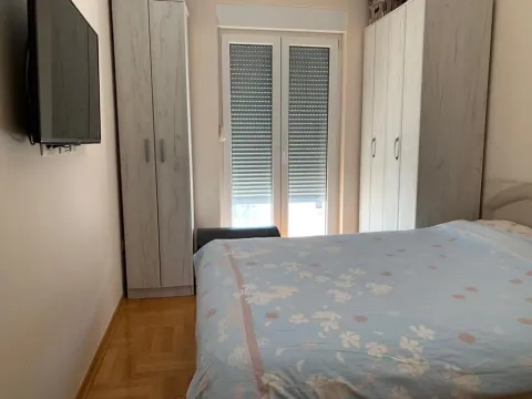 Rent, one bedroom apartment, 45m², Blok 6, Podgorica - image 7