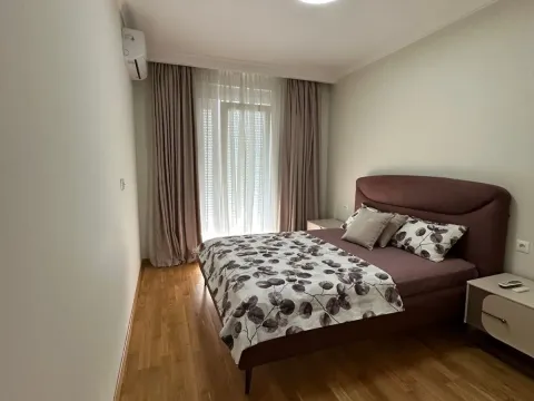 Rent, two bedroom apartment, 74m², Ljubović, Podgorica - image 11