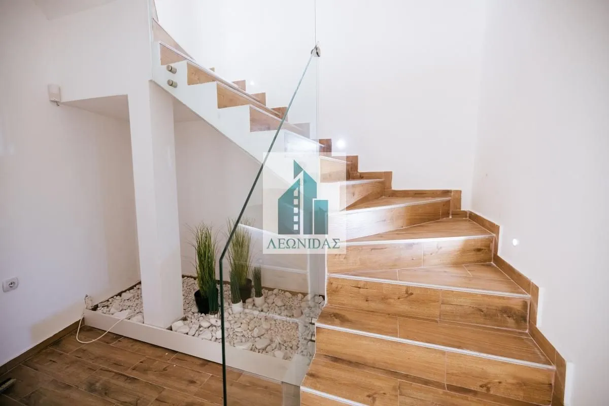 Sale, house, 290m², Medijana, Niš