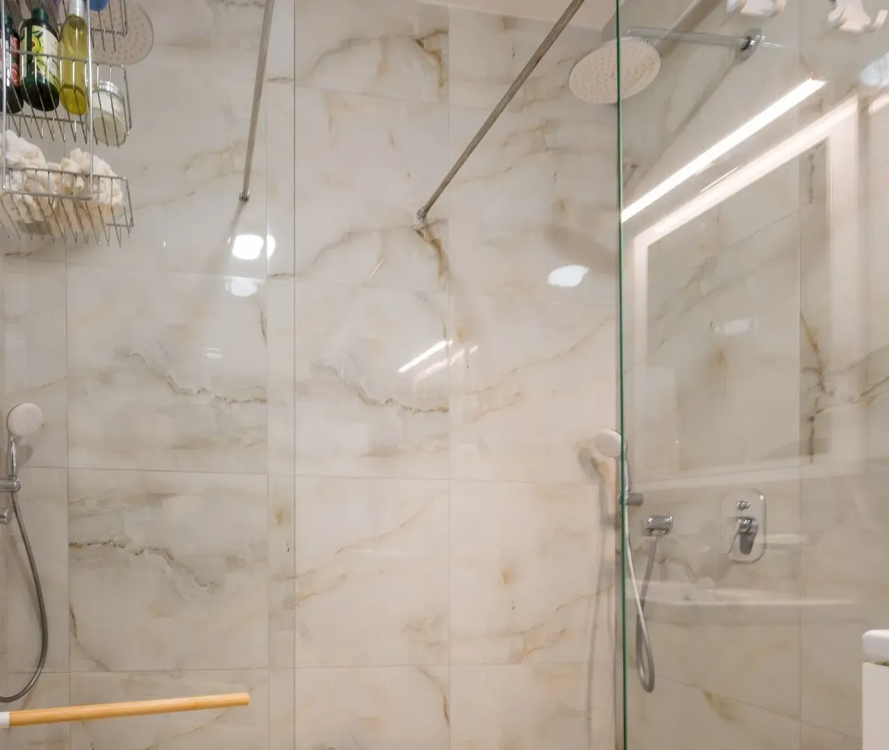 Prodaja, dvosoban stan, 63m², Tivat, Crna Gora