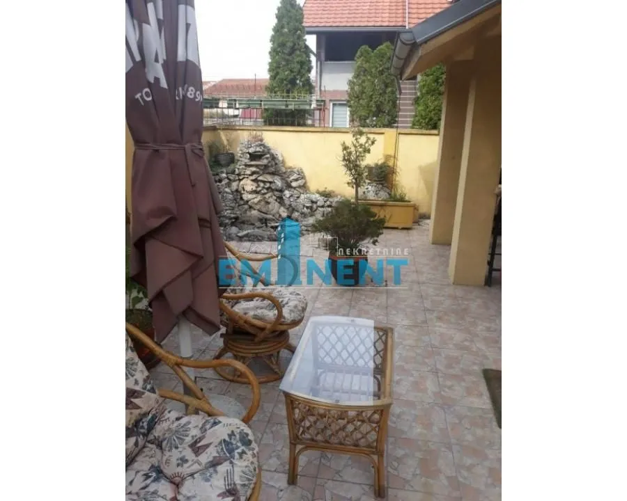 Sale, house, 167m², Ledine, Beograd