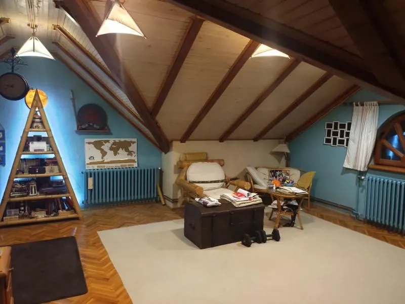 Prodaja, trosoban stan, 84m², Socijalno, Novi Sad Sve Podlokacije