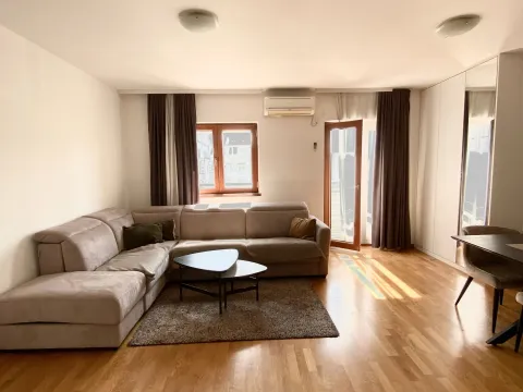 Rent, studio apartment, 40m², Tološka šuma, Podgorica - image 7