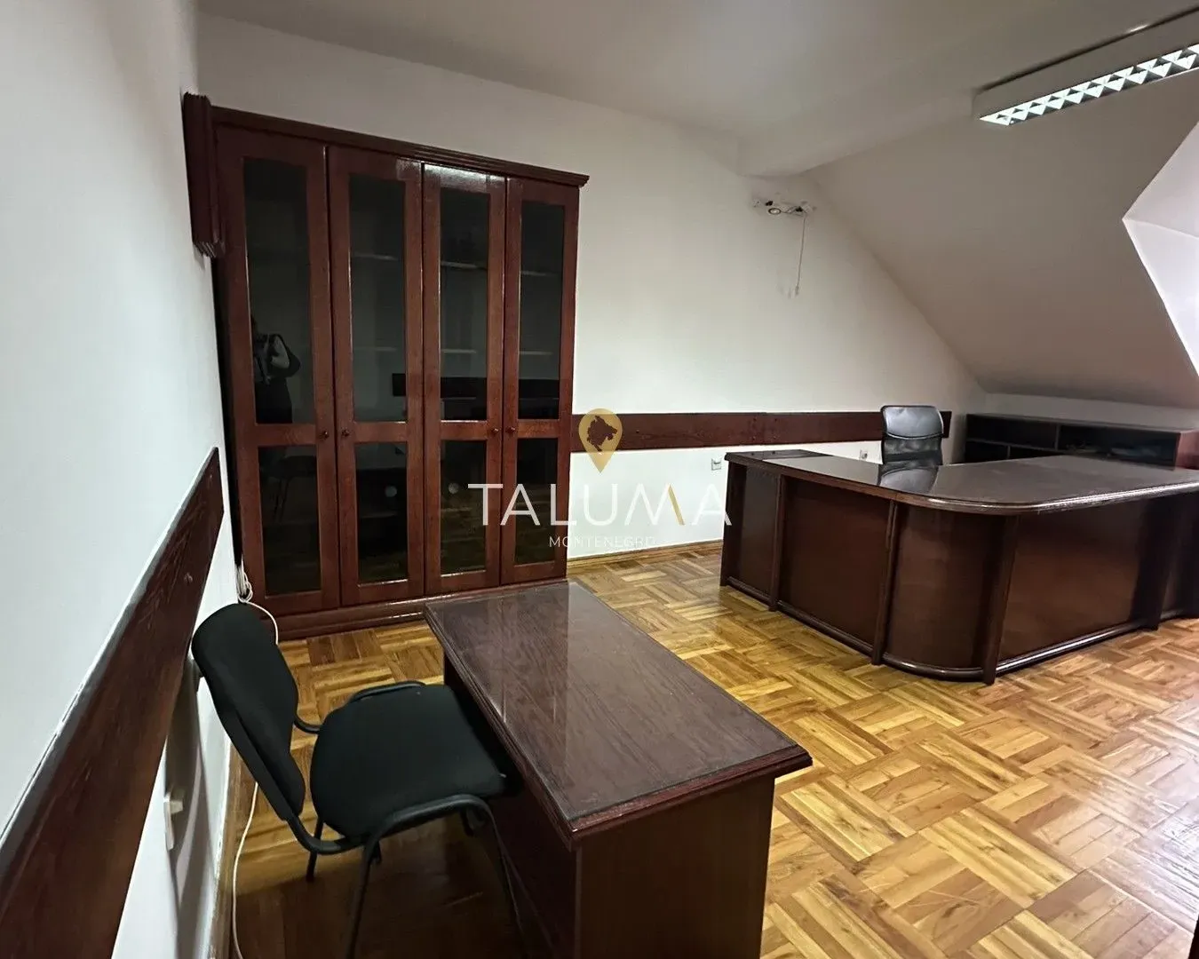 Rent, office space, 150m², Pobrežje, Podgorica