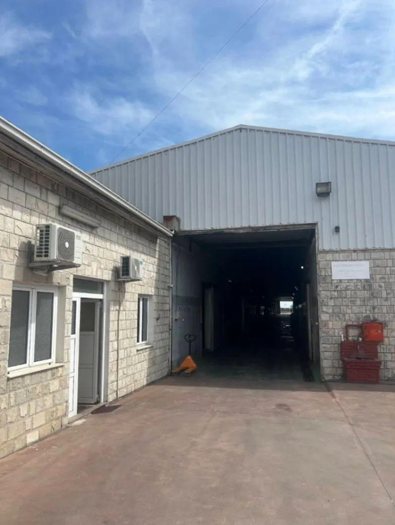 Rent, office space, 4000m², Zeta, Podgorica