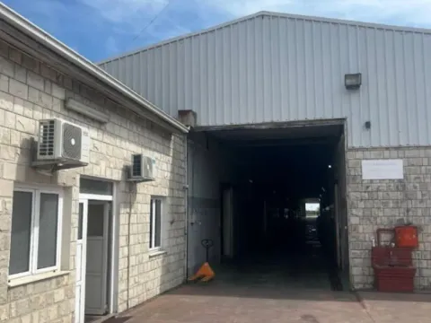 Rent, office space, 4000m², Zeta, Podgorica - image 7