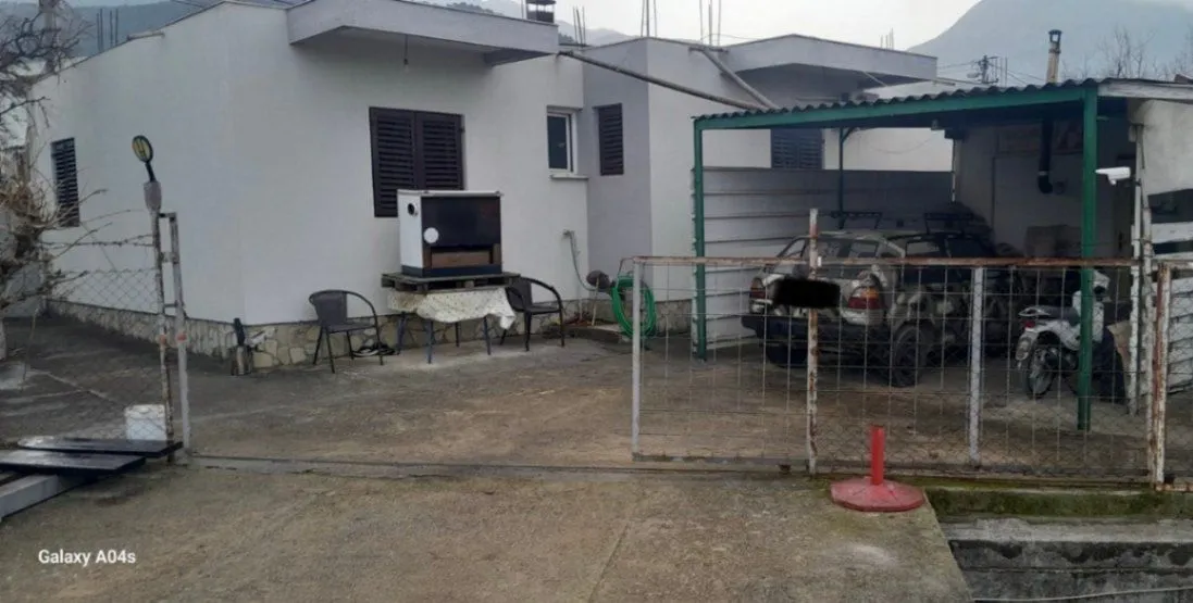 Sale, house, 120m², Popovići, Bar