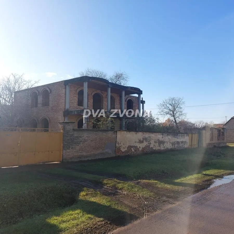 Prodaja, kuća, 240m², Bečej, Novi Sad