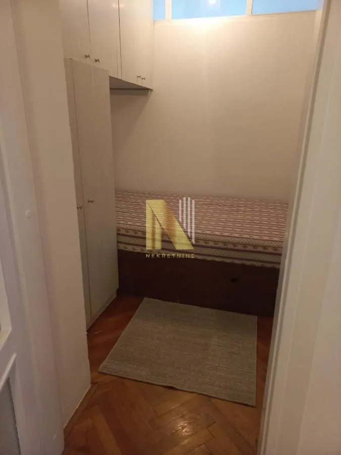 Izdavanje, dvosoban stan, 50m², Grbavica, Novi Sad Sve Podlokacije