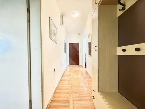 Rent, one bedroom apartment, 60m², Centar, Podgorica - image 6