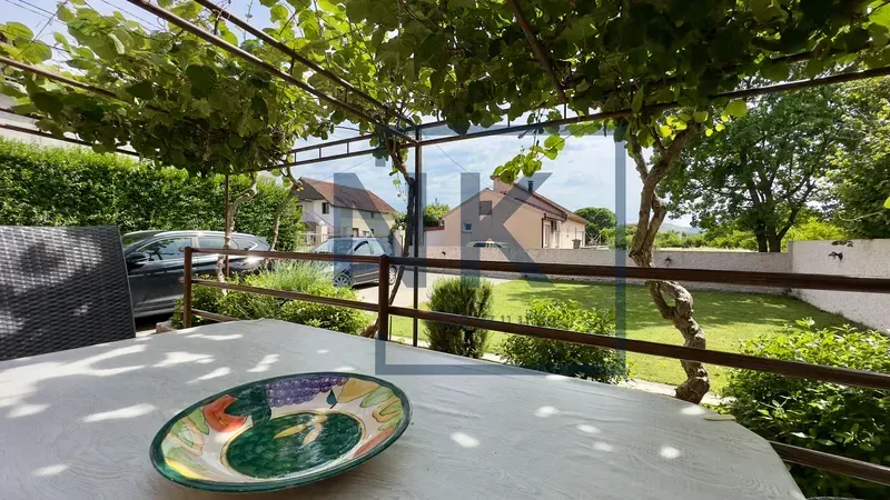 Prodaja, kuća, 250m², Donja Gorica, Podgorica