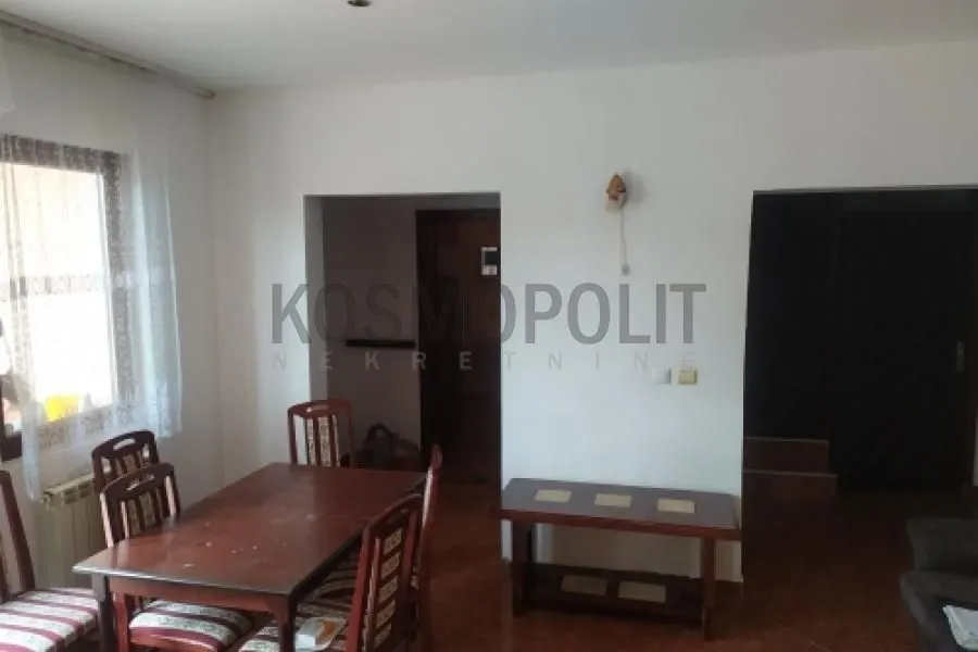 Prodaja, kuća, 389m², Zemun Sve Podlokacije, Beograd