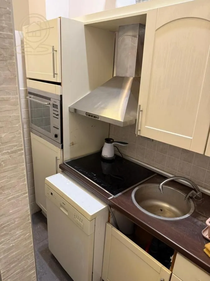 Rent, office space, 145m², Južni Bulevar, Vračar Sve Podlokacije