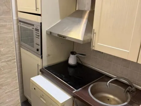 Izdavanje, poslovni prostor, 145m², Južni Bulevar, Vračar Sve Podlokacije - image 13