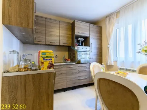 Sale, three bedroom apartment, 80m², Lekino Brdo, Voždovac Sve Podlokacije - image 5