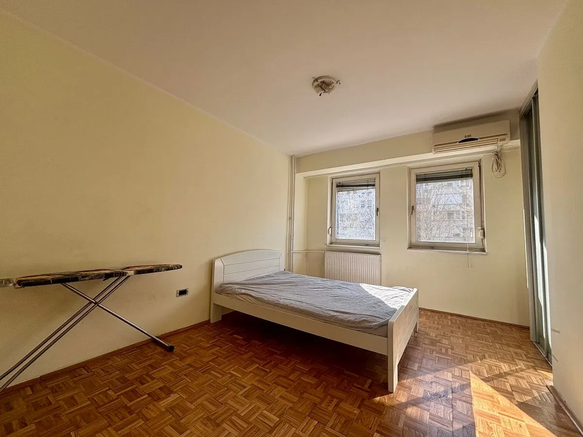 Prodaja, trosoban stan, 79m², Novi Beograd Blok 22, Novi Beograd Sve Podlokacije