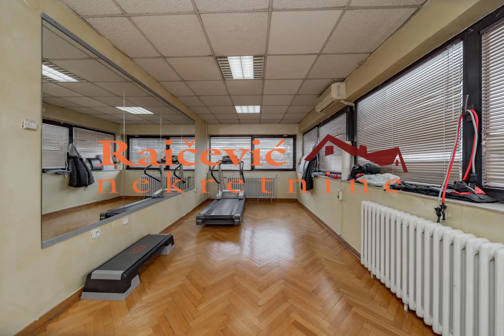 Rent, office space, 273m², Banovo Brdo, Beograd