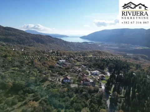 Zemljište in Mojdež