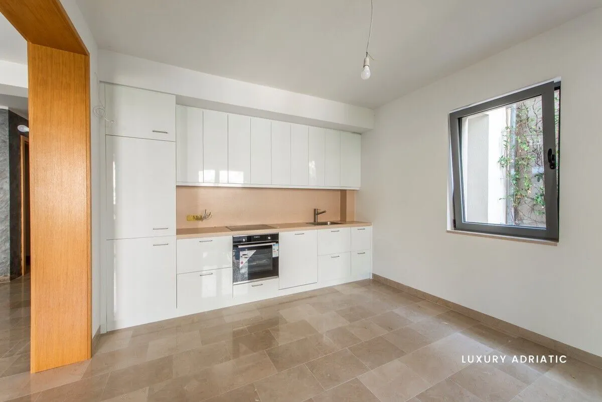 Sale, house, 510m², Kotor, Crna Gora