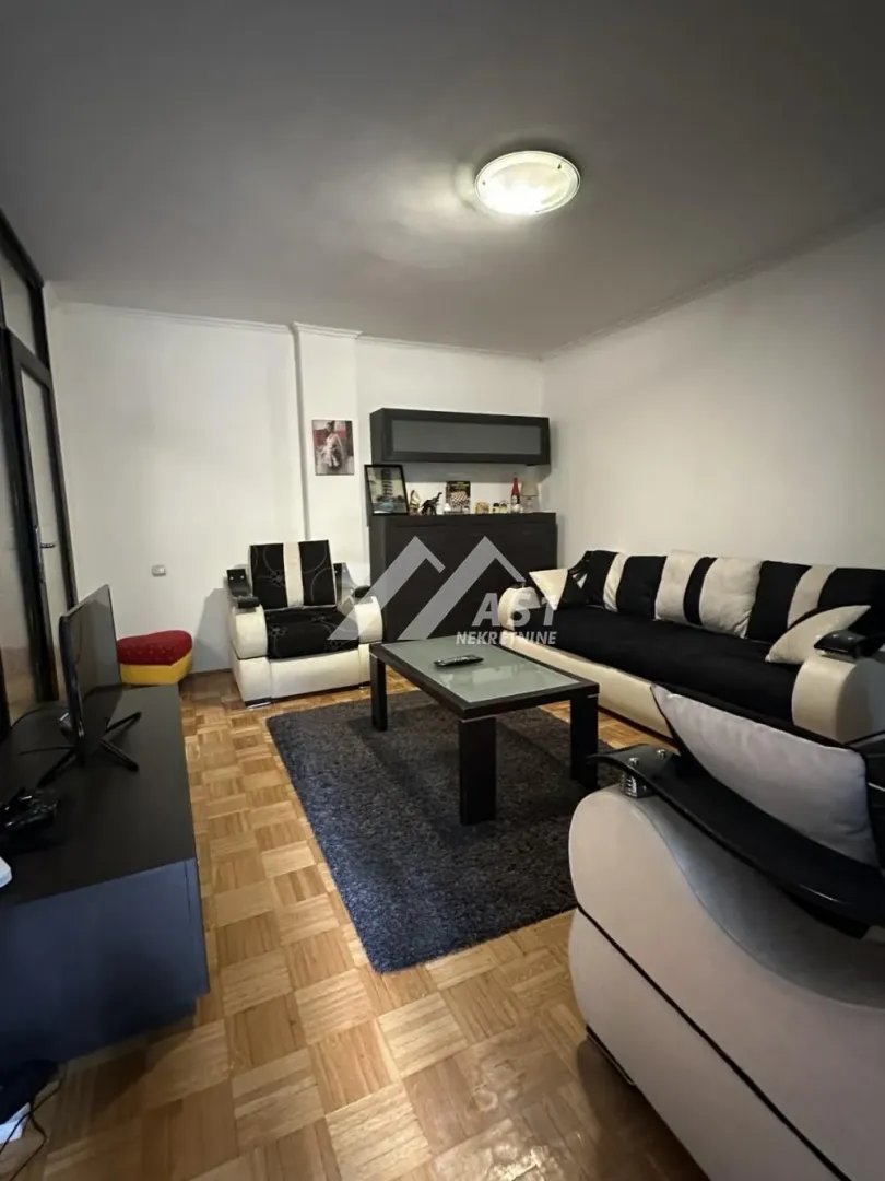 Prodaja, dvosoban stan, 56m², Sajam, Novi Sad Sve Podlokacije