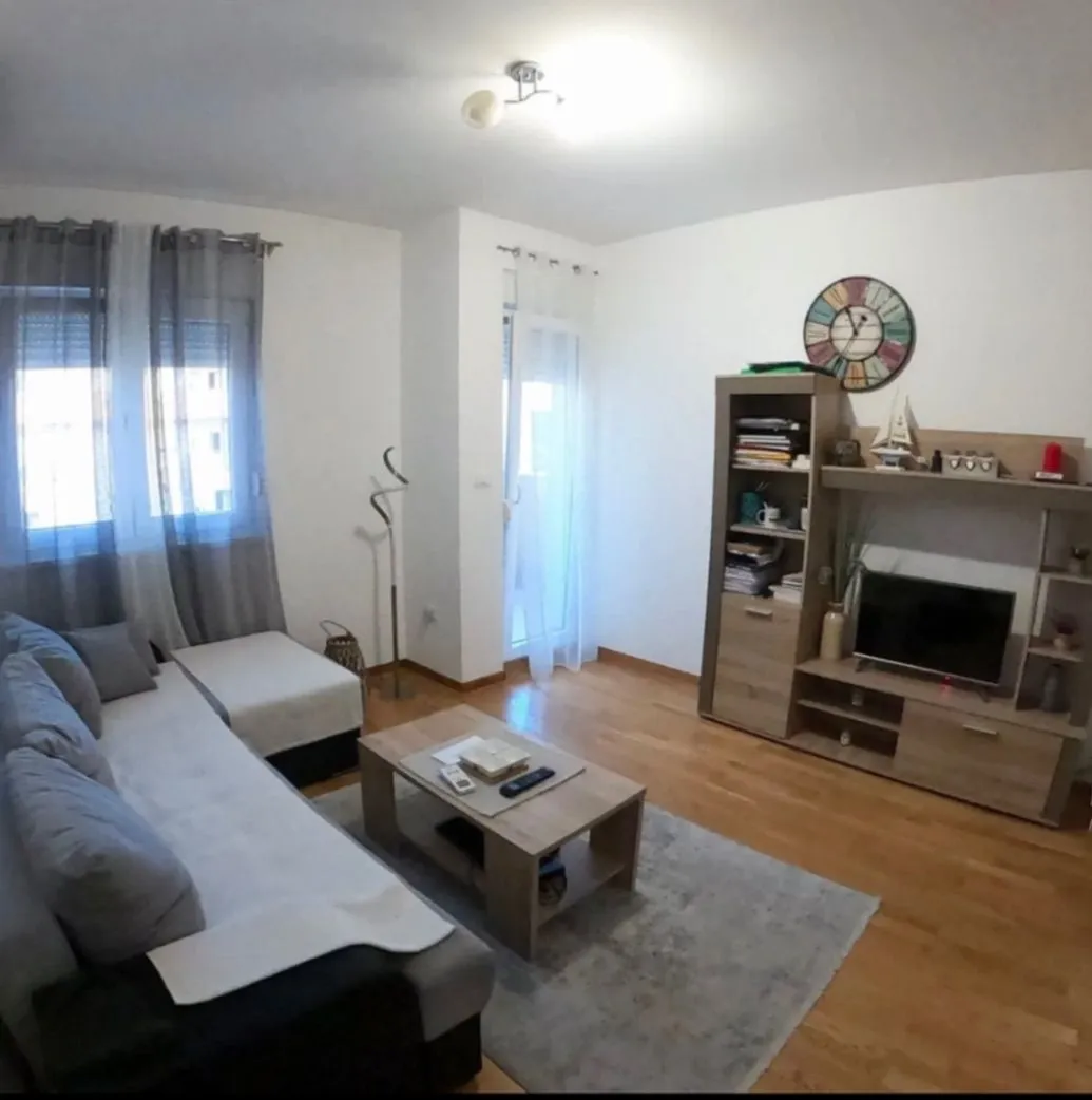 Rent, one bedroom apartment, 43m², City Kej, Podgorica