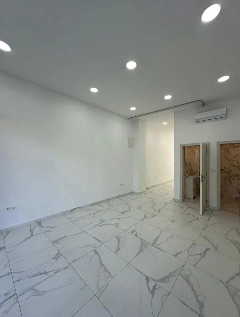 Rent, office space, 50m², Seljanovo, Tivat