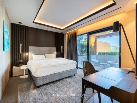 Prodaja, dvosoban stan, 300m², Đuraševići, Tivat - image 11