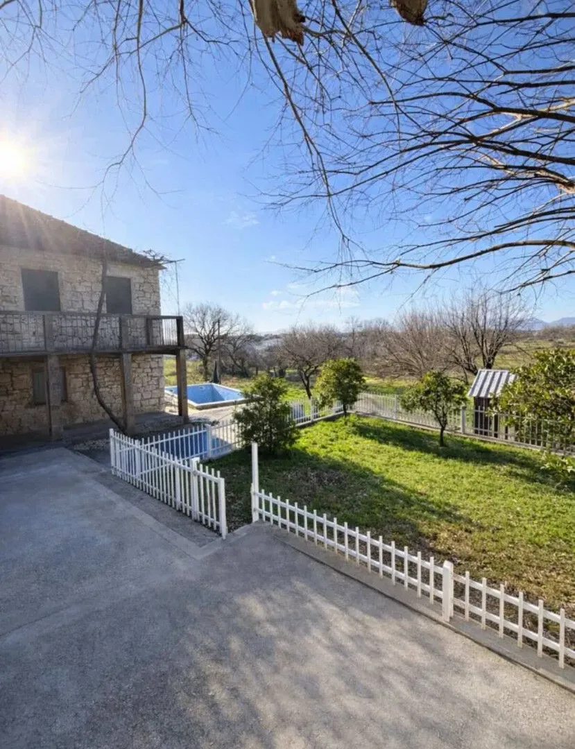 Rent, three bedroom apartment, 120m², Zabjelo, Podgorica