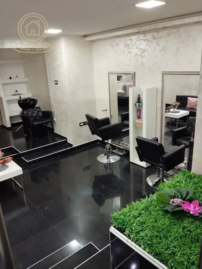 Izdavanje, poslovni prostor, 40m², Stari Grad, Beograd