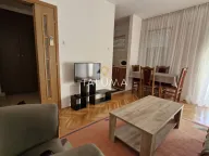 Izdavanje, jednosoban stan, 32m², Blok 9, Podgorica - image 1