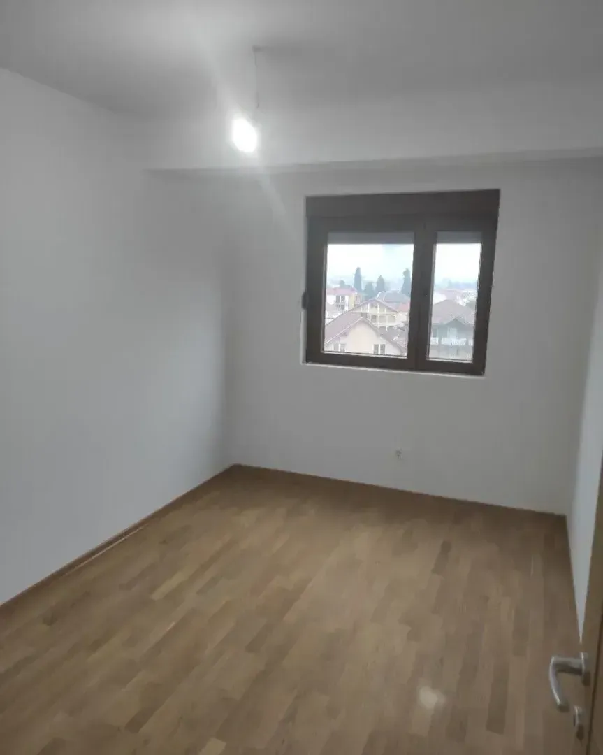 Prodaja, dvosoban stan, 56m², Stari Aerodrom, Podgorica