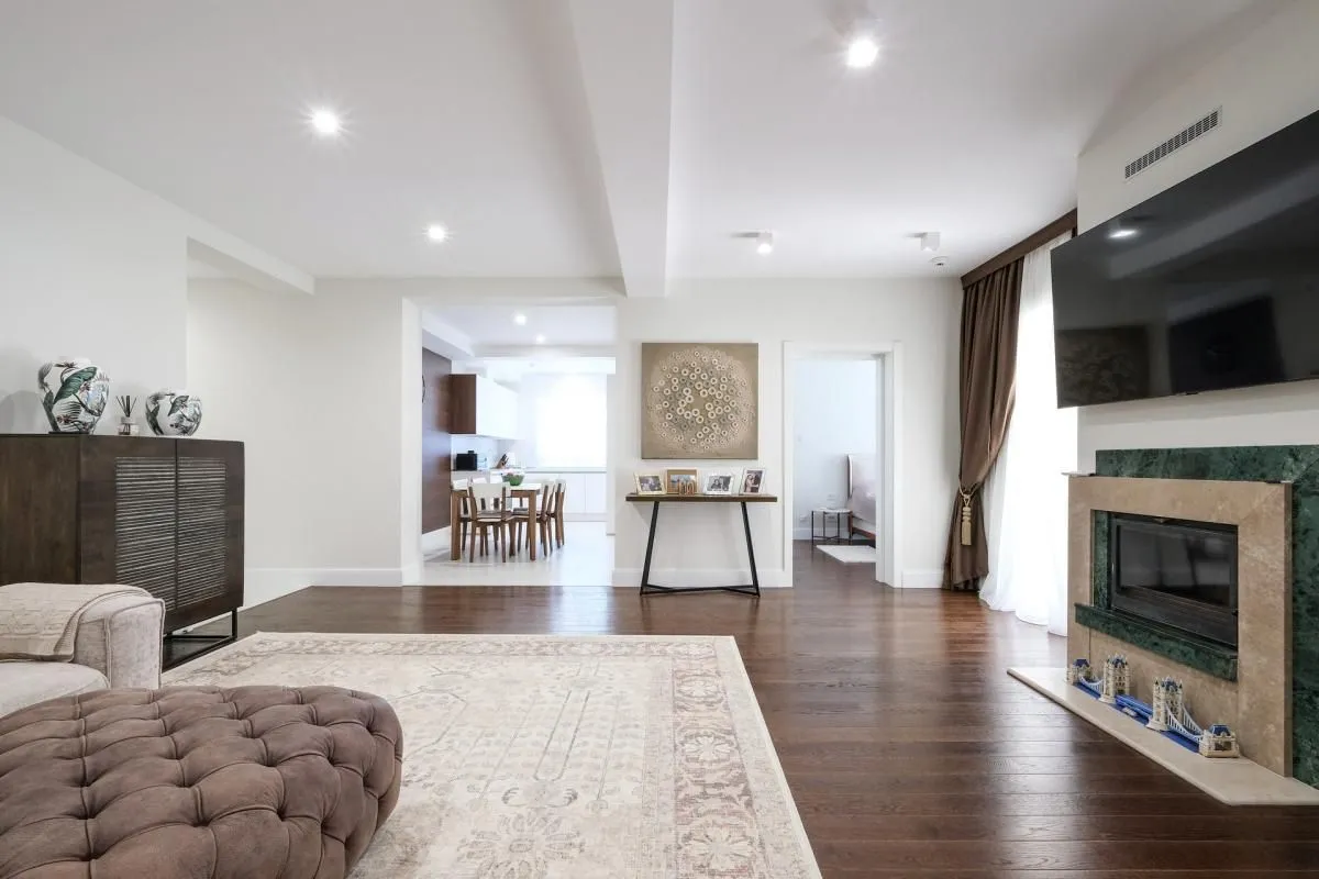 Prodaja, trosoban stan, 166m², Đenovići, Herceg Novi