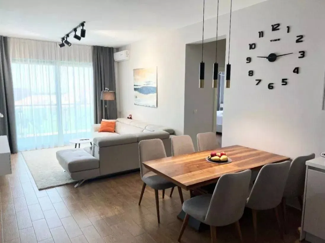 Sale, two bedroom apartment, 81m², Bečići, Budva
