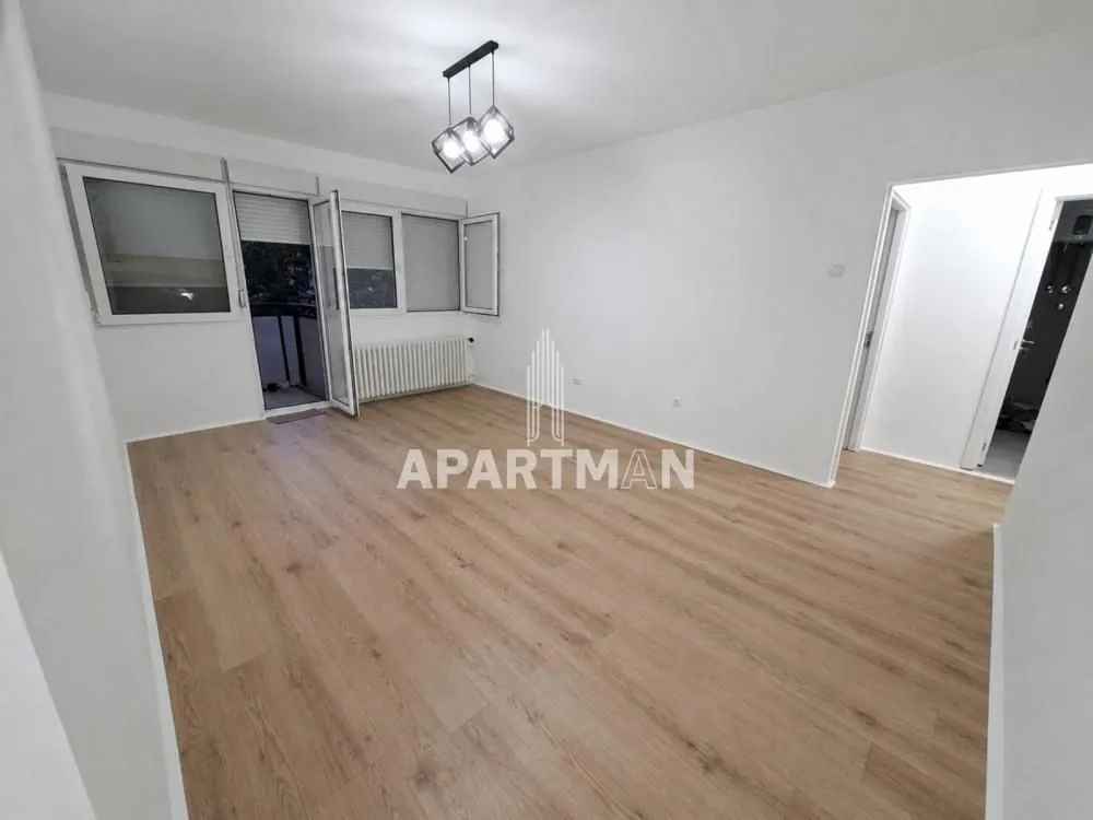 Prodaja, dvosoban stan, 48m², Stari Merkator, Novi Beograd Sve Podlokacije