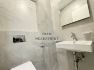 Izdavanje, dvosoban stan, 72m², Central Point, Podgorica - image 2