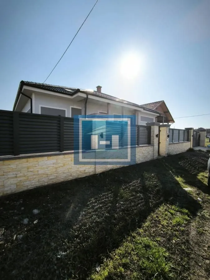 Prodaja, kuća, 400m², Varvarin, Srbija