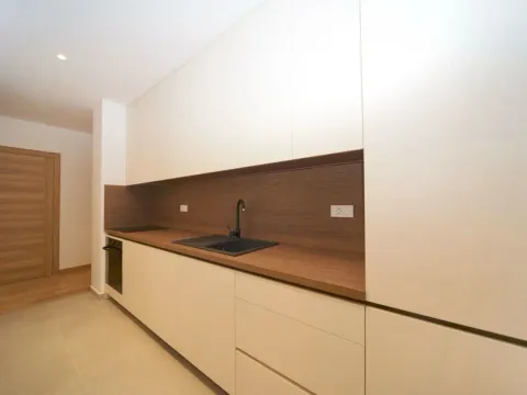 Rent, apartment, 74m², City Kvart, Podgorica - image 3