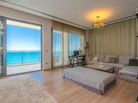 Prodaja, trosoban stan, 139m², Rijeka Reževići, Budva - image 8