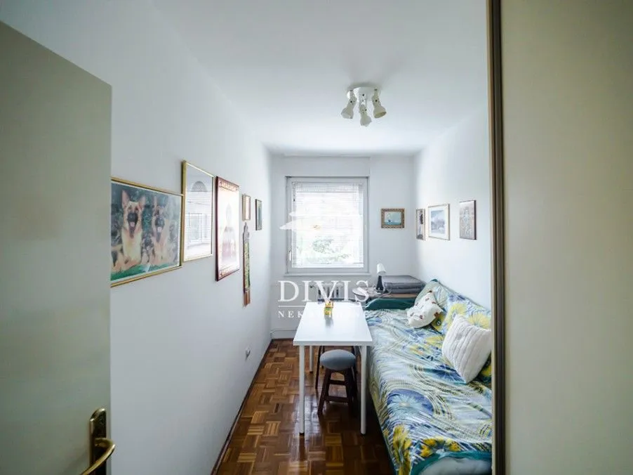 Prodaja, trosoban stan, 101m², Žarkovo, Beograd