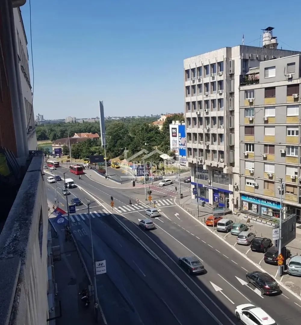 Sale, two bedroom apartment, 39m², Savski Venac, Beograd