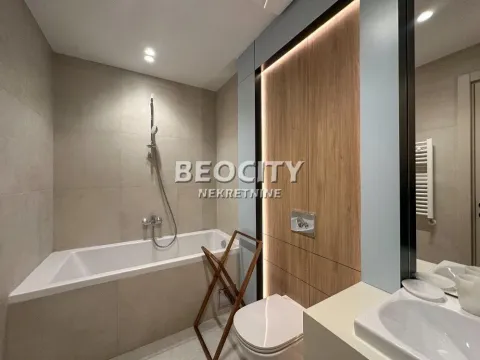 Izdavanje, četvorosoban stan, 160m², Beograd Na Vodi, Beograd - image 32