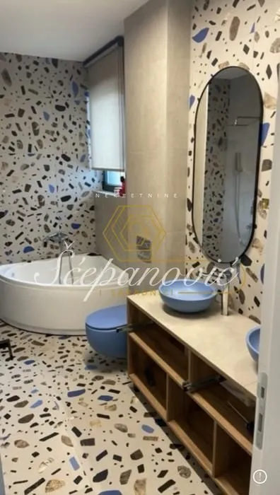 Prodaja, kuća, 360m², Petrovaradin, Novi Sad