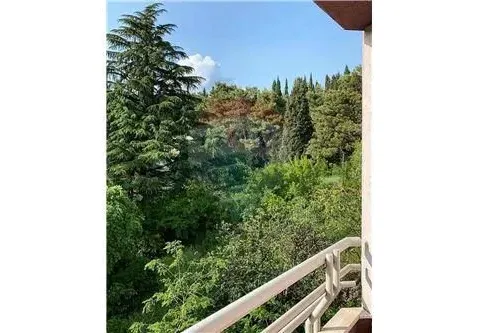 Prodaja, trosoban stan, 136m², Centar, Podgorica - image 7